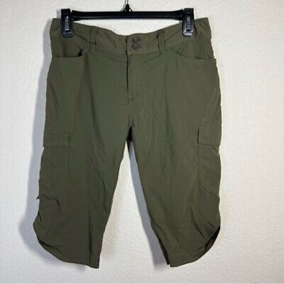 Patagonia Green Capris Cargo Pants Womens Rolled Cuff Flat Front‎ Size 2 - Picture 1 of 8
